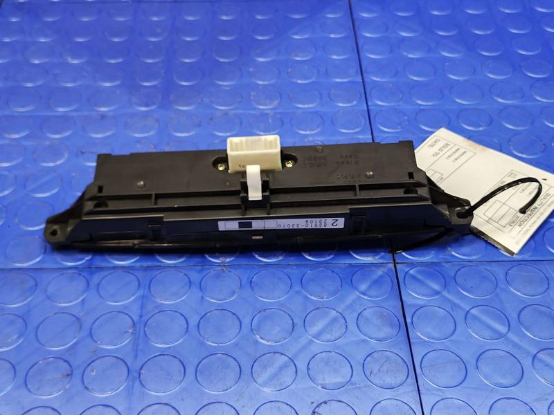 2002 Toyota Camry Info-Gps-Tv Screen