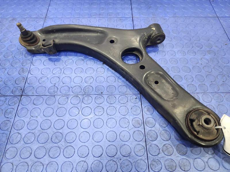 2012 Hyundai Veloster Lower Control Arm Front