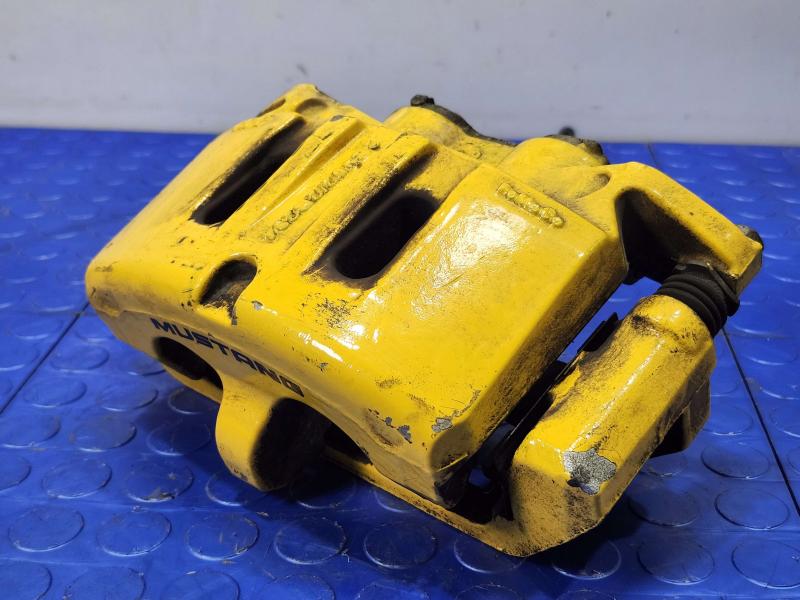 2015 Ford Mustang Caliper