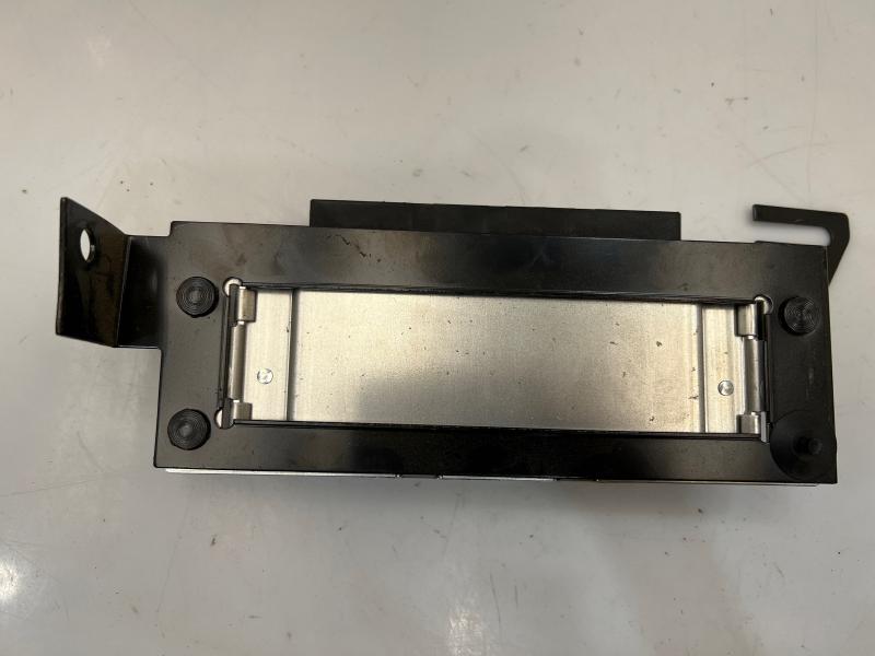 2010 - 2013 Jaguar XF Differential Lock Control Module OEM 9W83-4C118-BA