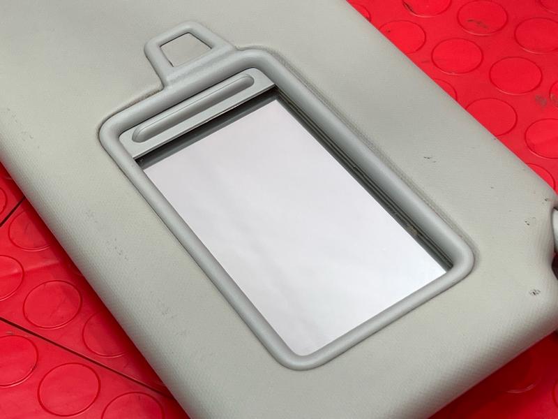 2020-2022 Kia Soul Sun Visor RH Passenger Side Gray Genuine OEM 85220K0020HGC