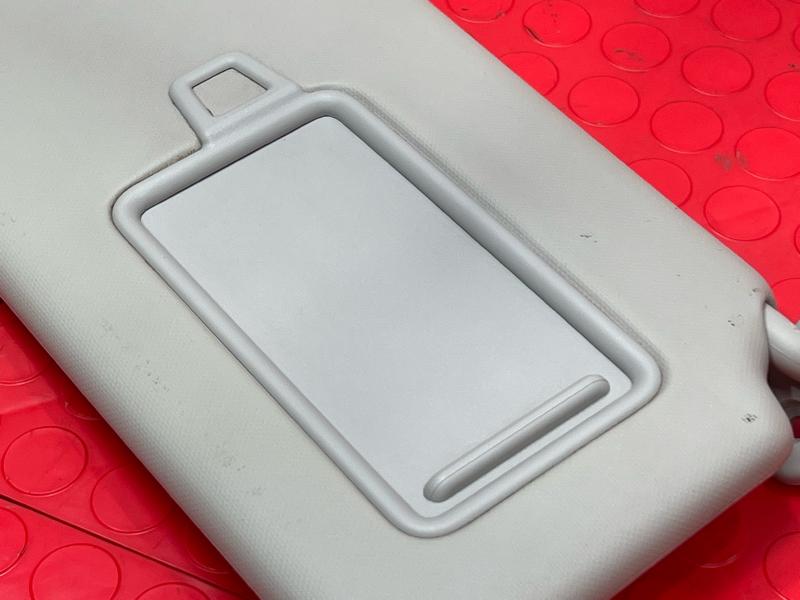 2020-2022 Kia Soul Sun Visor RH Passenger Side Gray Genuine OEM 85220K0020HGC