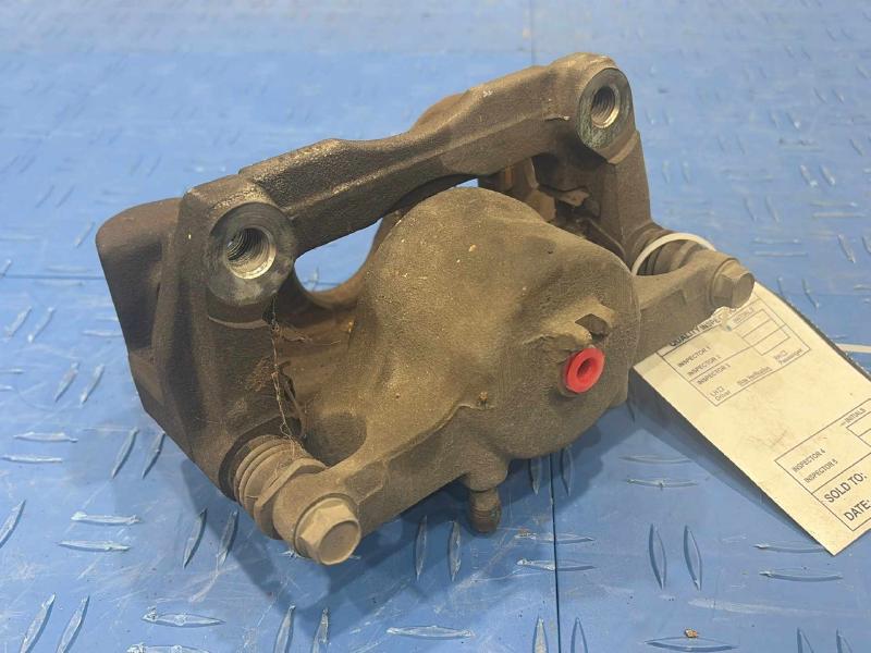 2015 Nissan Rogue Caliper