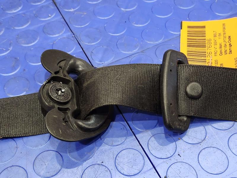 2008 BMW 128i Front Seat Belt