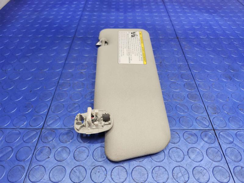 2013 Toyota Prius Sun Visor