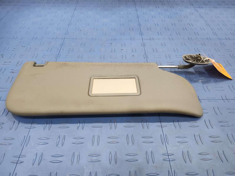 2012 Ford F-250 Super Duty Sun Visor