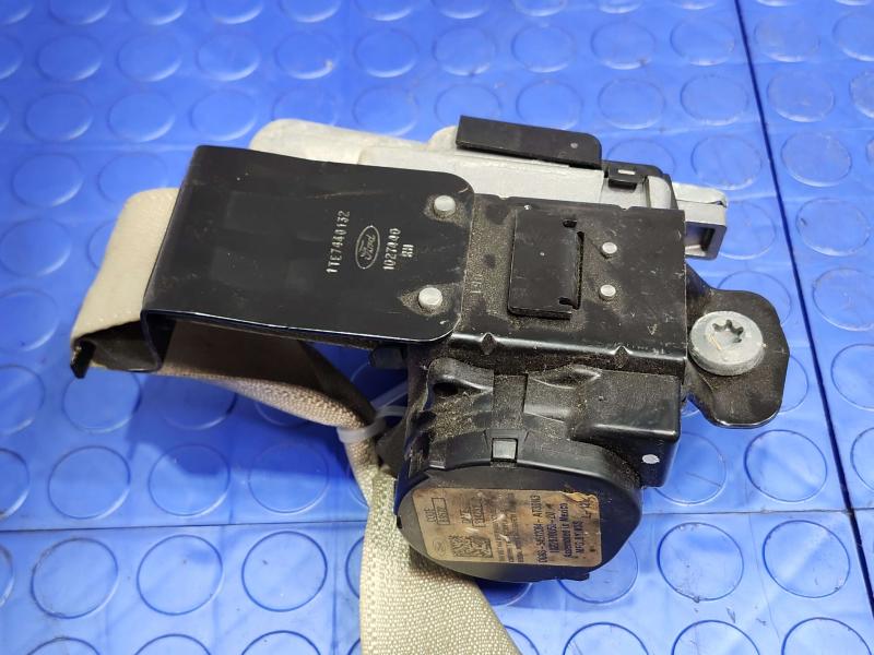 2015 Ford Fusion Front Seat Belt