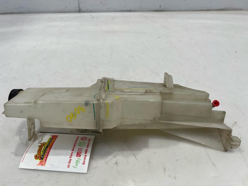 2014 Nissan Versa Coolant Recovery Bottle