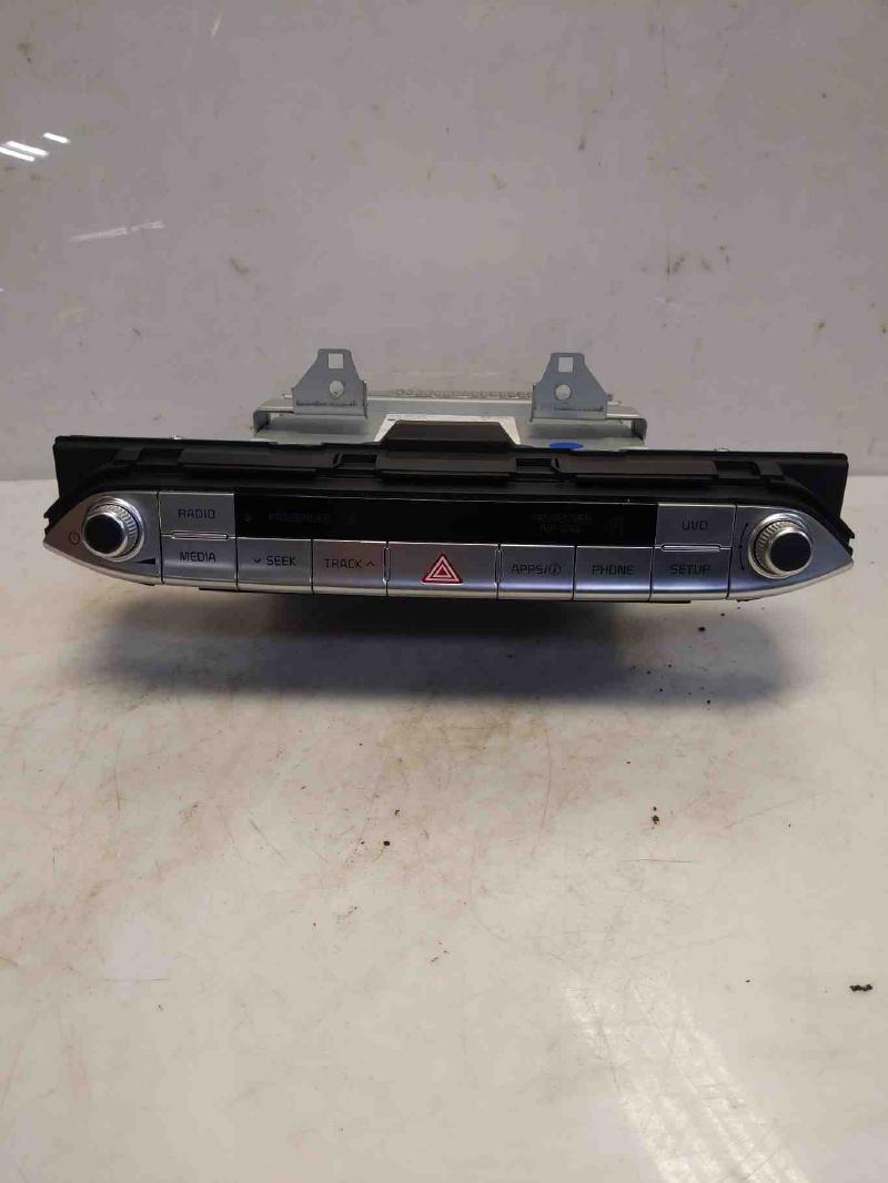 2019 2020 Kia Stinger Radio Audio Receiver w/o Navigation OEM 96160J5110FHV