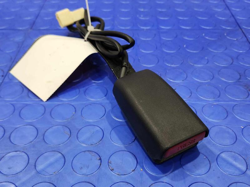 2014 Subaru Crosstrek Front Seat Belt