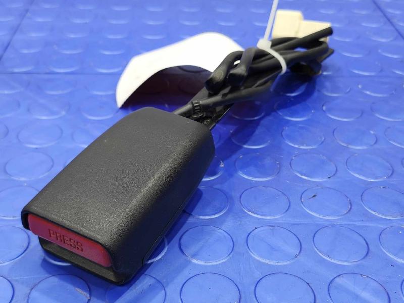 2014 Subaru Crosstrek Front Seat Belt