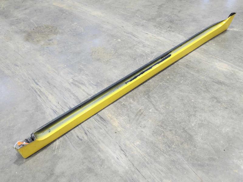 2013 Toyota Prius Rocker Moulding