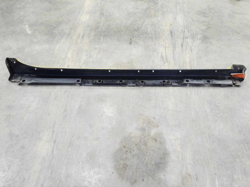 2013 Toyota Prius Rocker Moulding