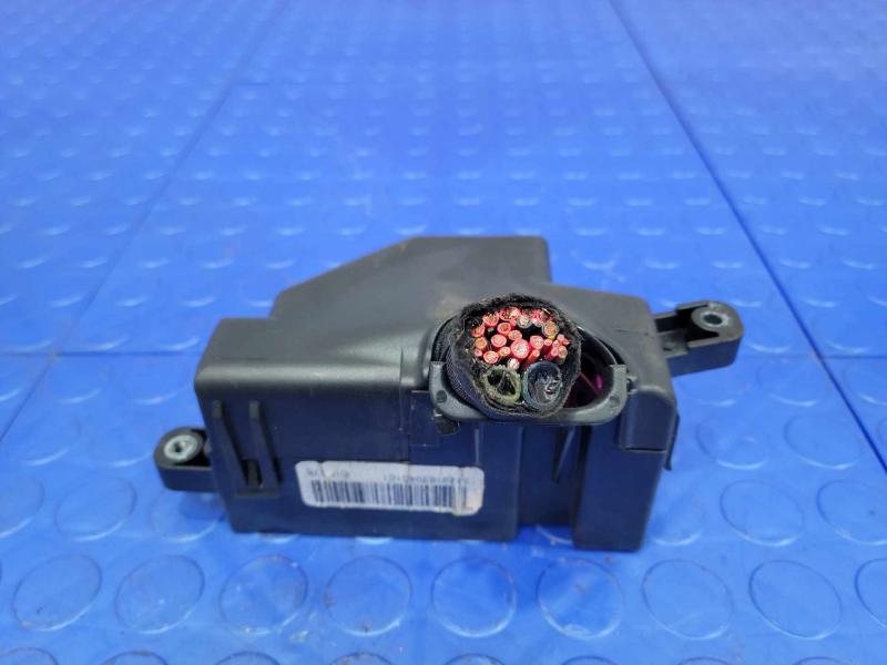 2014 Volkswagen Passat Cabin Fuse Box