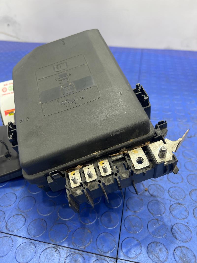 2018 Chevrolet Cruze Engine Fuse Box