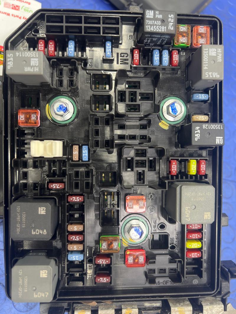 2018 Chevrolet Cruze Engine Fuse Box