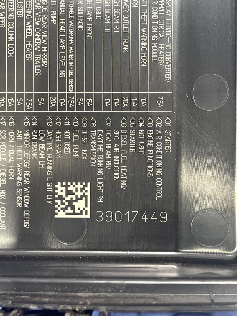 2018 Chevrolet Cruze Engine Fuse Box