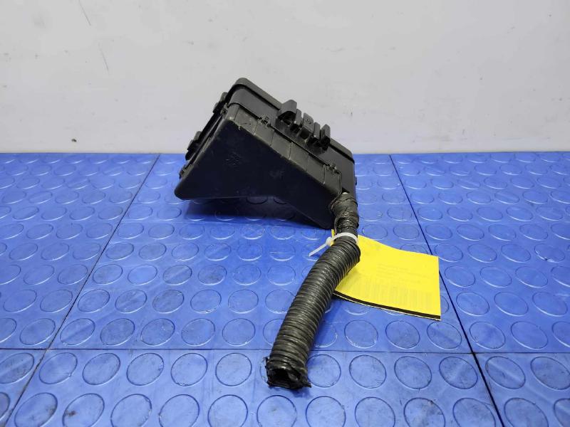 2006-2008 Lexus RX400H Engine Fuse Box Relay Junction Block OEM 8260248070