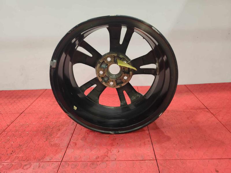 2020 Nissan Sentra Wheel