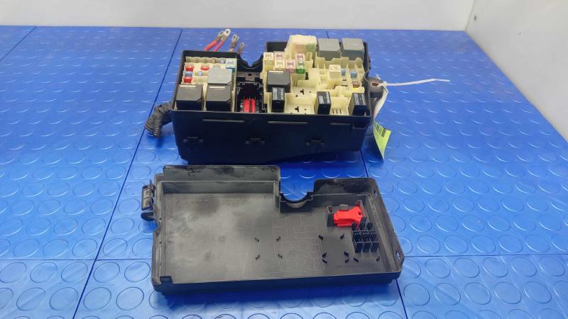 2012-2014 Ford Focus Engine Fuse Box Relay Junction Block OEM CV6Z14A068AA