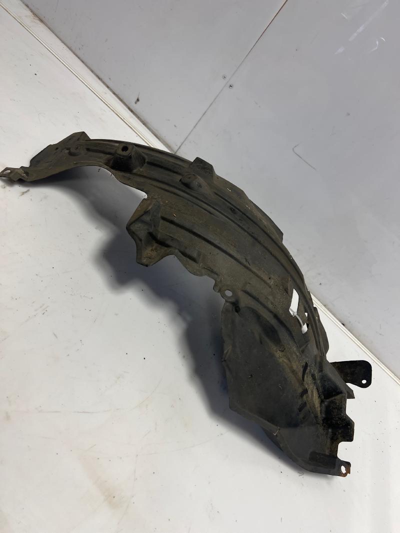 2003 - 2007 Infiniti G35 Coupe Front Rearward Fender Liner Splash Shield RH Passenger Side OEM 63842AM800