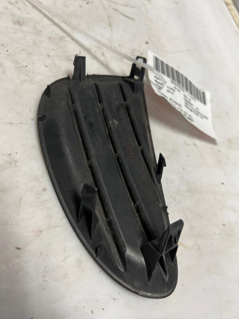 2012 - 2014 Toyota Yaris Hatchback Lower Bumper Grille LH Driver Side OEM 8148252300