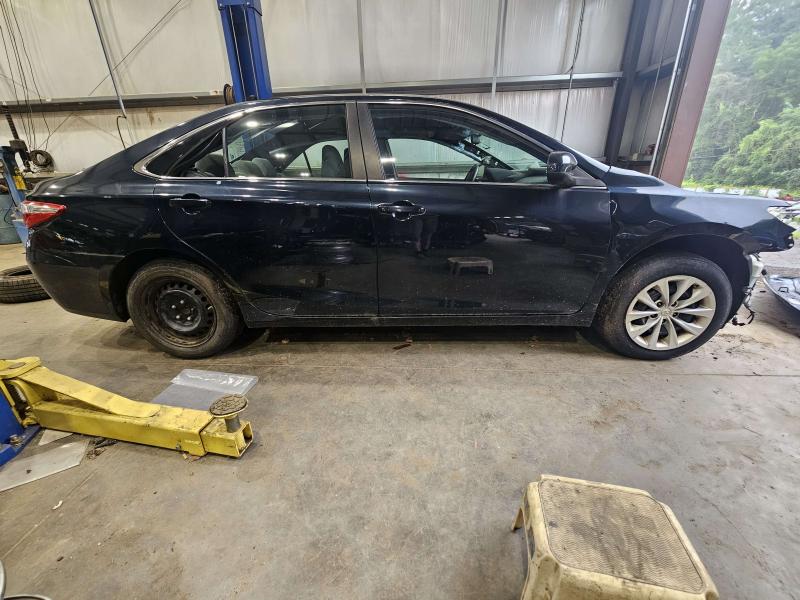 2016 Toyota Camry 3Rd Brake Light Avoidance Lamp