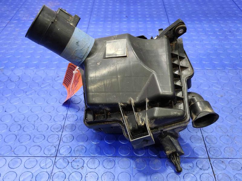 2008 Infiniti G35 Air Cleaner