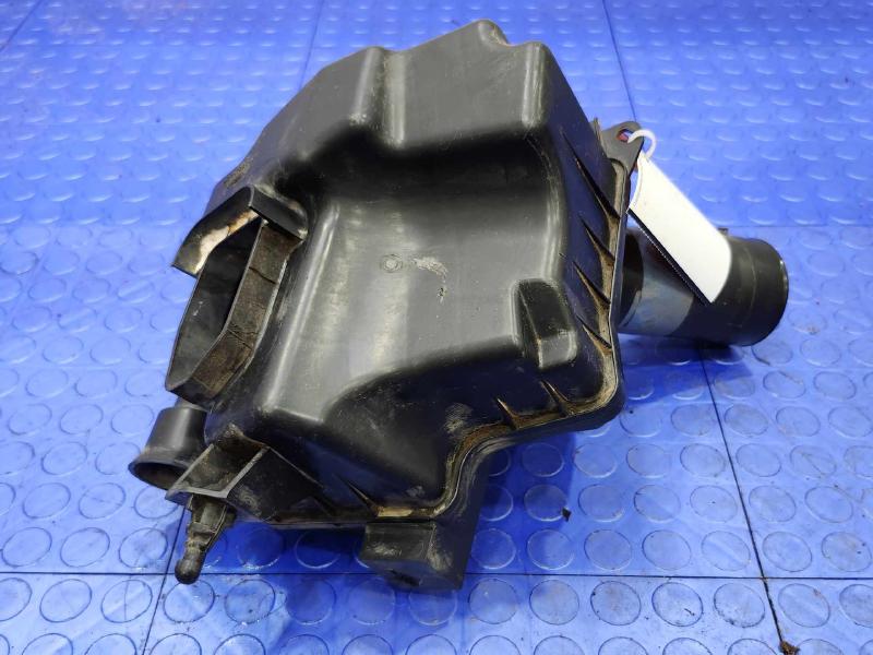 2008 Infiniti G35 Air Cleaner