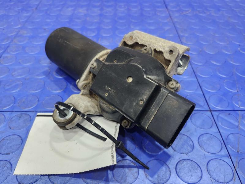2009 Chevrolet Malibu Wiper Motor Front