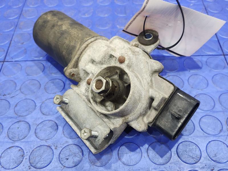 2009 Chevrolet Malibu Wiper Motor Front