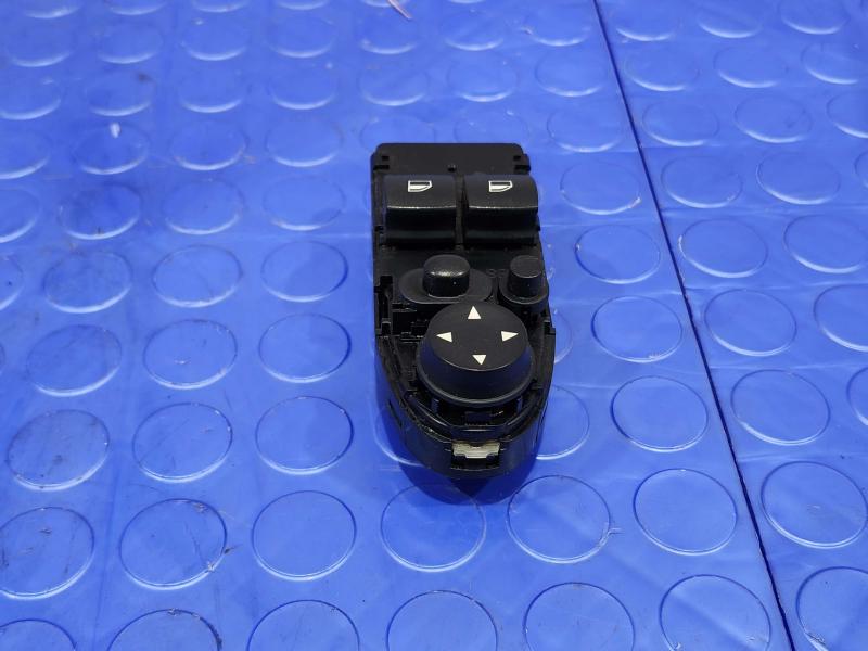 2008 BMW 128i Door Switch Front