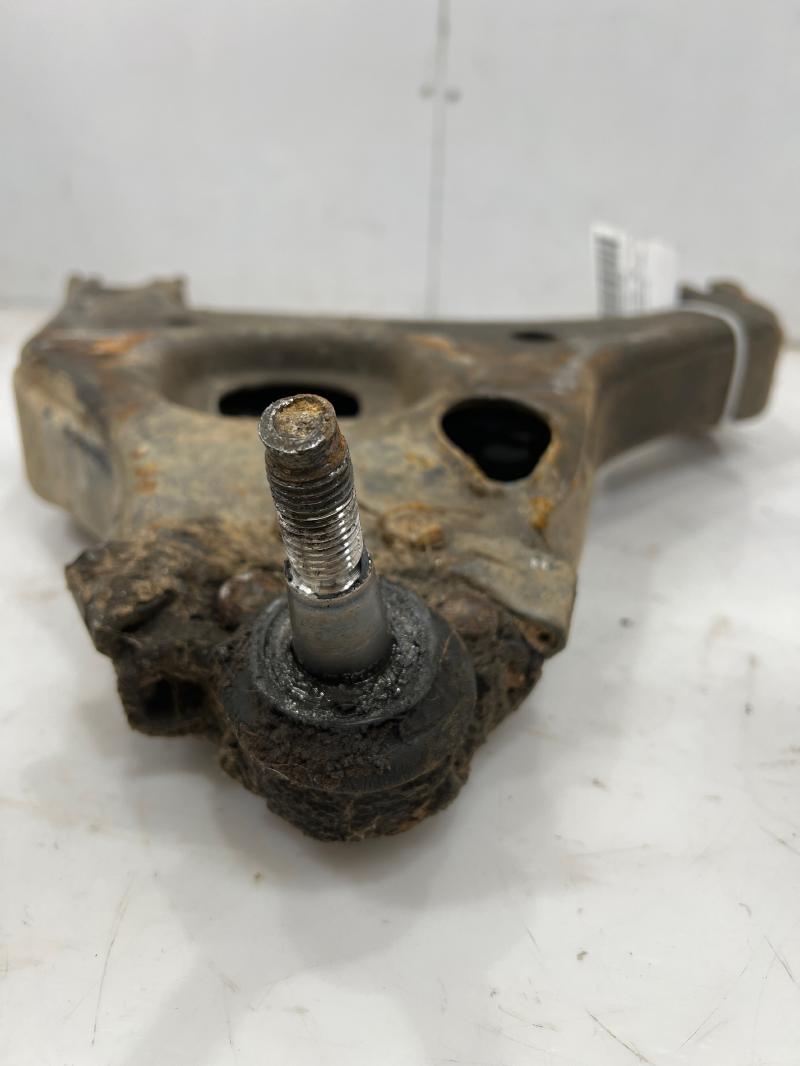 2001 GMC Sierra 1500 Lower Control Arm Front