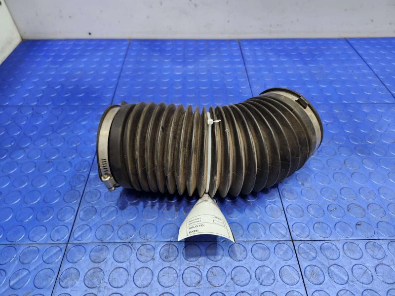 2012 Dodge Grand Caravan Air Intake Tube/Resonator