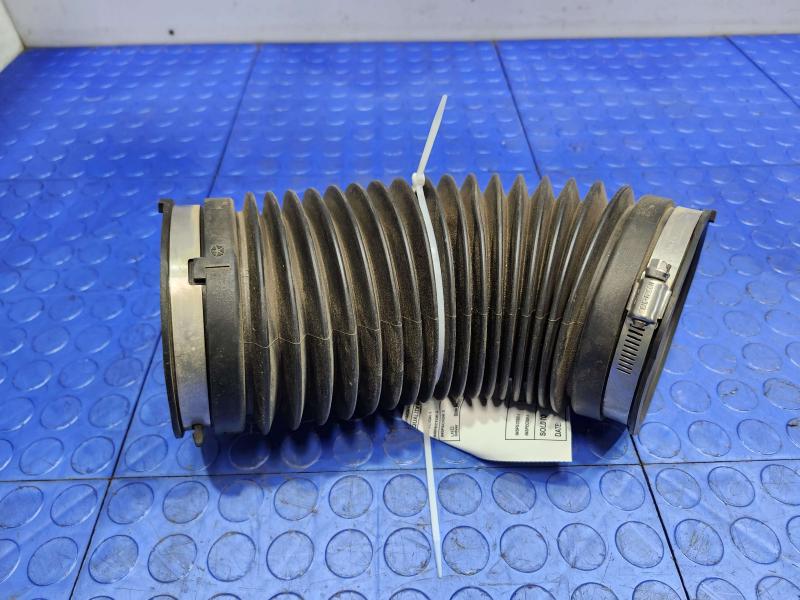 2012 Dodge Grand Caravan Air Intake Tube/Resonator