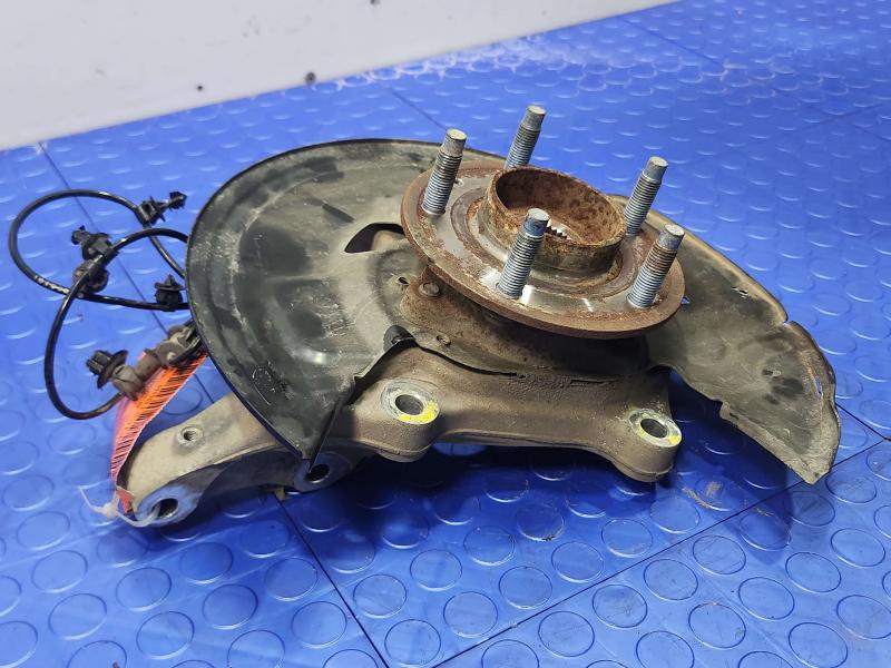 2019 GMC Terrain Spindle Knuckle Front