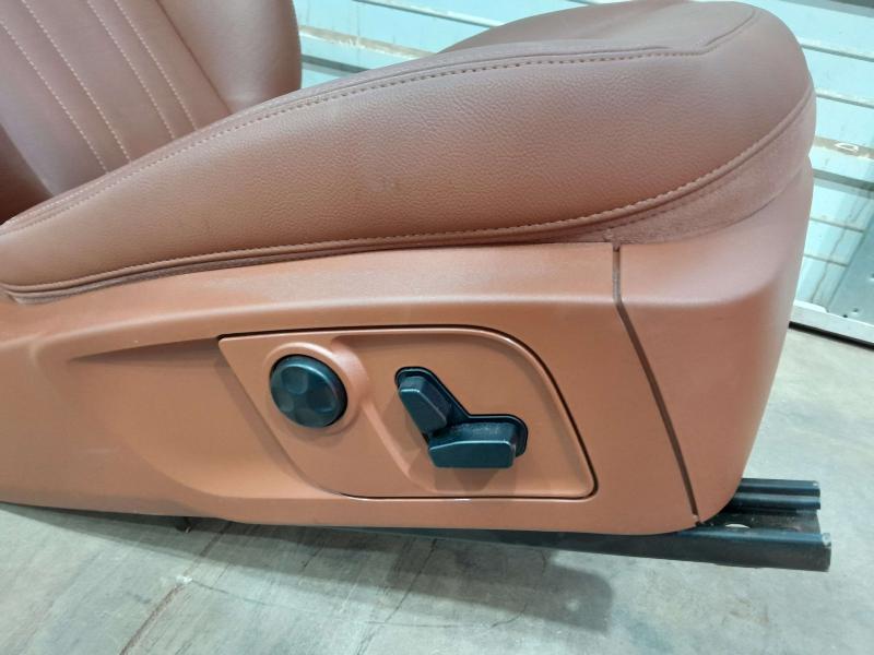 2018 Maserati Ghibli Front Seat