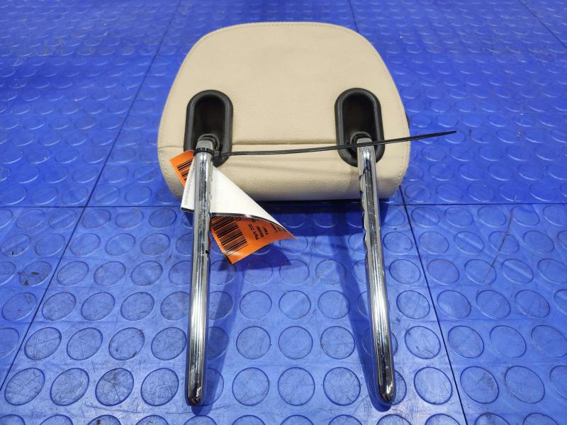 2017 BMW X1 Headrest