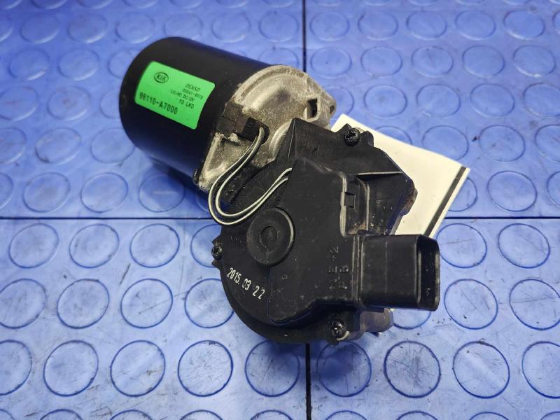 2014-2018 Kia Forte Windshield Wiper Motor Genuine OEM Part 98110A7000