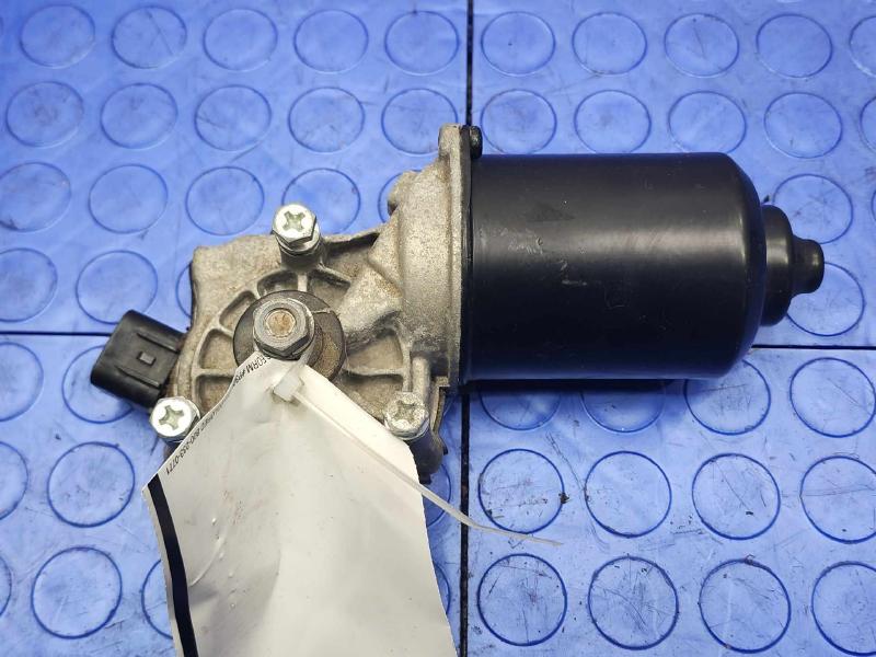 2014-2018 Kia Forte Windshield Wiper Motor Genuine OEM Part 98110A7000