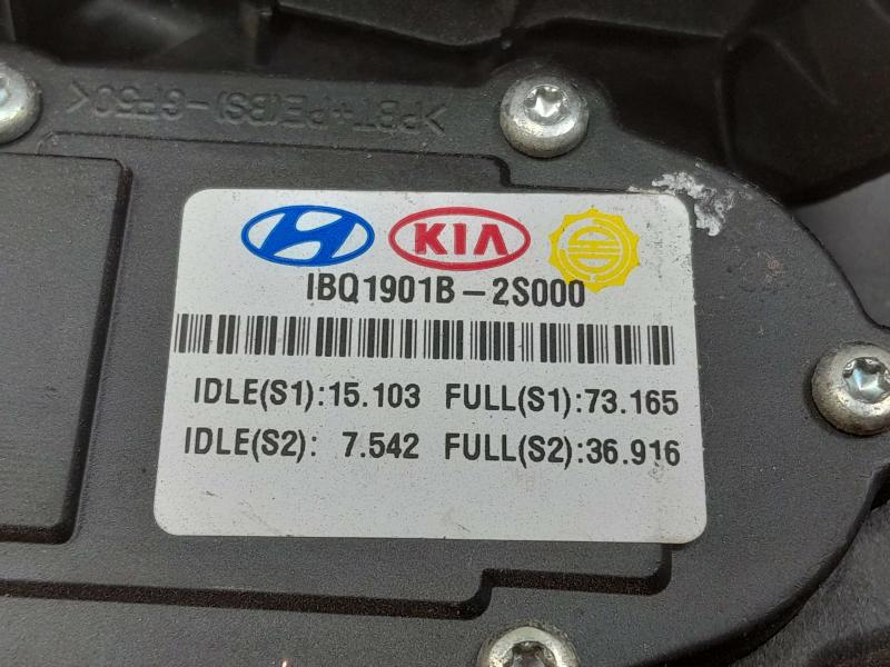 2011 - 2015 Kia Sportage Accelerator Pedal Assembly OEM 327002S000