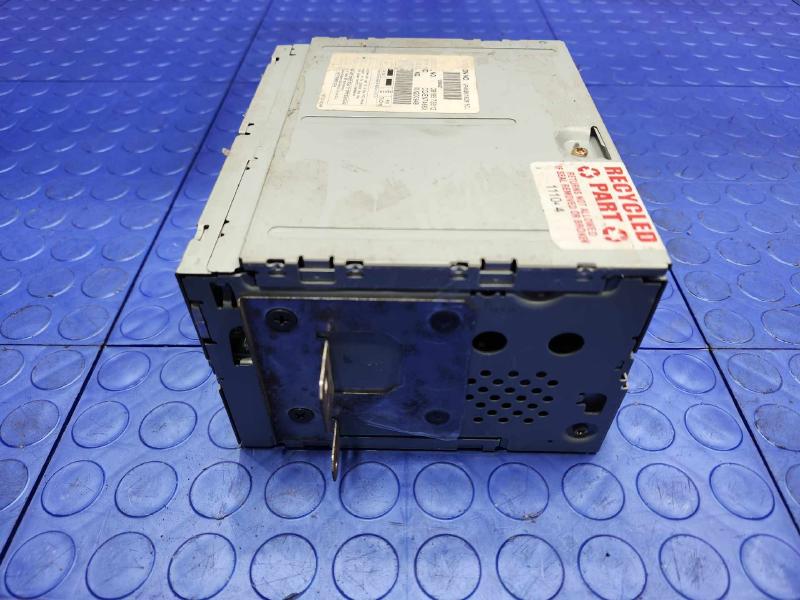 2004 Nissan Armada Audio & Visual Equip.(Radio)