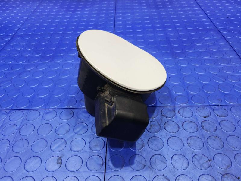2011 Kia Sorento Fuel Tank Door