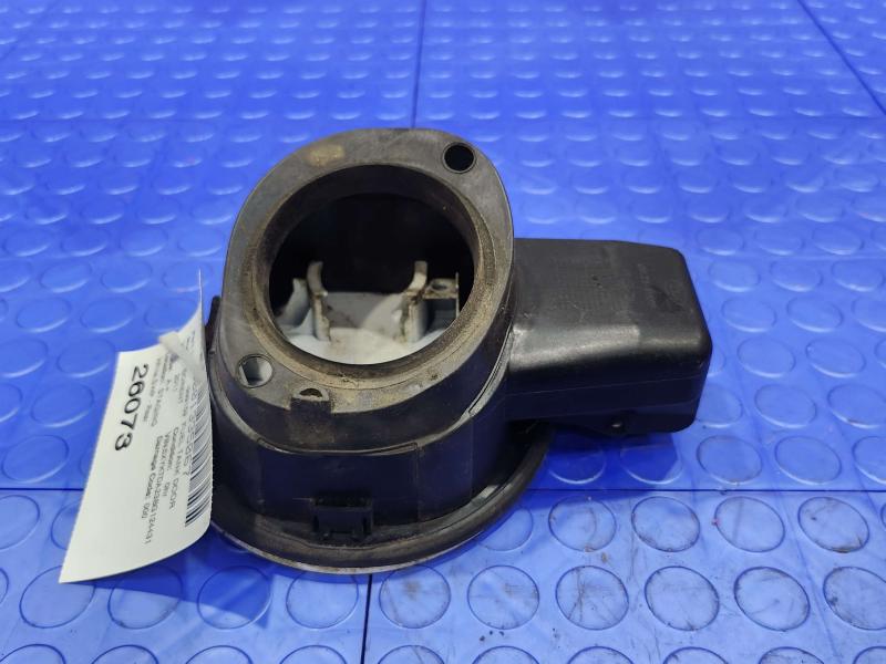 2011 Kia Sorento Fuel Tank Door