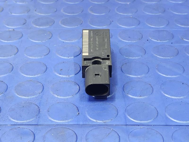 2006 Mercedes-Benz W219 CSL500 Front Crash Impact Sensor OEM 0028202726