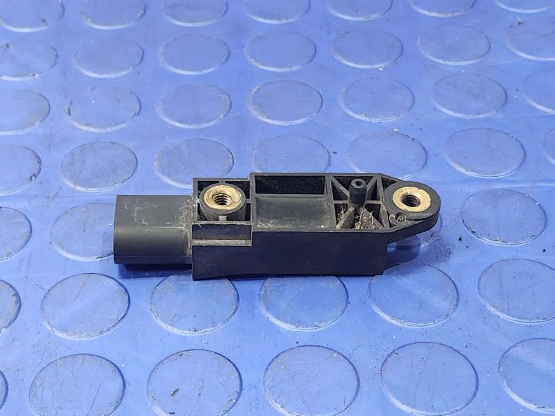 2006 Mercedes-Benz W219 CSL500 Front Crash Impact Sensor OEM 0028202726