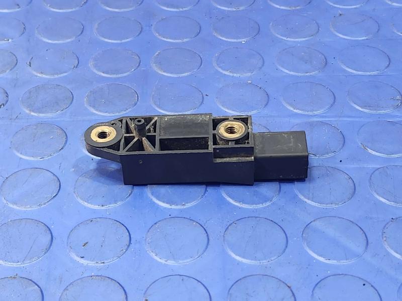 2006 Mercedes-Benz W219 CSL500 Front Crash Impact Sensor OEM 0028202726