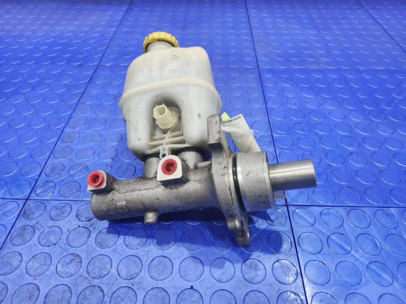 2010 Dodge Ram 1500 Master Cylinder