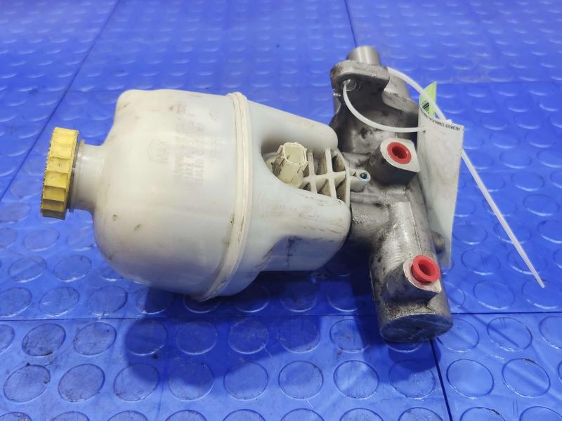 2010 Dodge Ram 1500 Master Cylinder