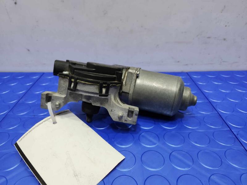 2020 GMC Sierra 1500 Wiper Motor Front